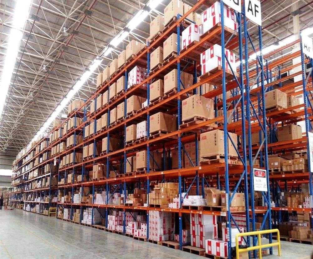 kasus perusahaan terbaru tentang Laporan kasus produk: Rak pallet tugas berat untuk solusi penyimpanan gudang