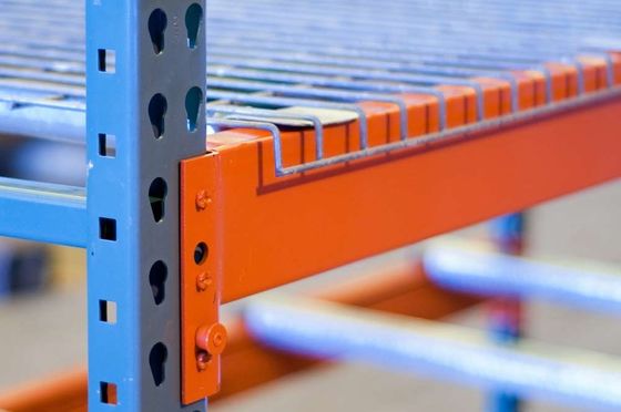 Teardrop Heavy Duty Steel Selective Pallet Racking System Untuk Solusi Gudang