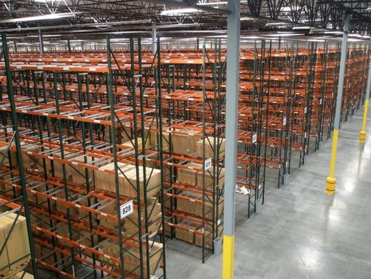 Heavy Duty Warehouse Storage Rack Rak Penyesuaian OEM