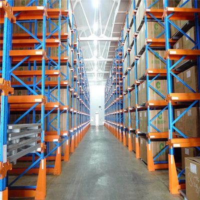 Gudang Penyimpanan Drive Di Palet Rak Powder Coating Heavy Duty Rak Industri