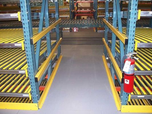 Sistem Aliran Karton Gravitasi Gudang Palet Aliran Rak Dengan Roller